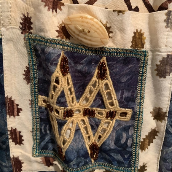 Unique retro Faith batik button down shirt. - Picture 2 of 3